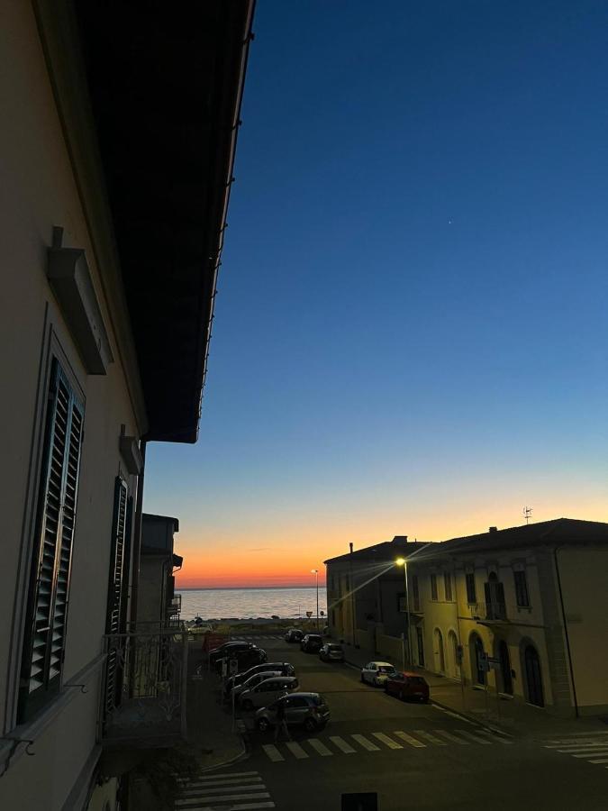 Affreschi Sul Mare Hotel Marina Di Pisa Buitenkant foto